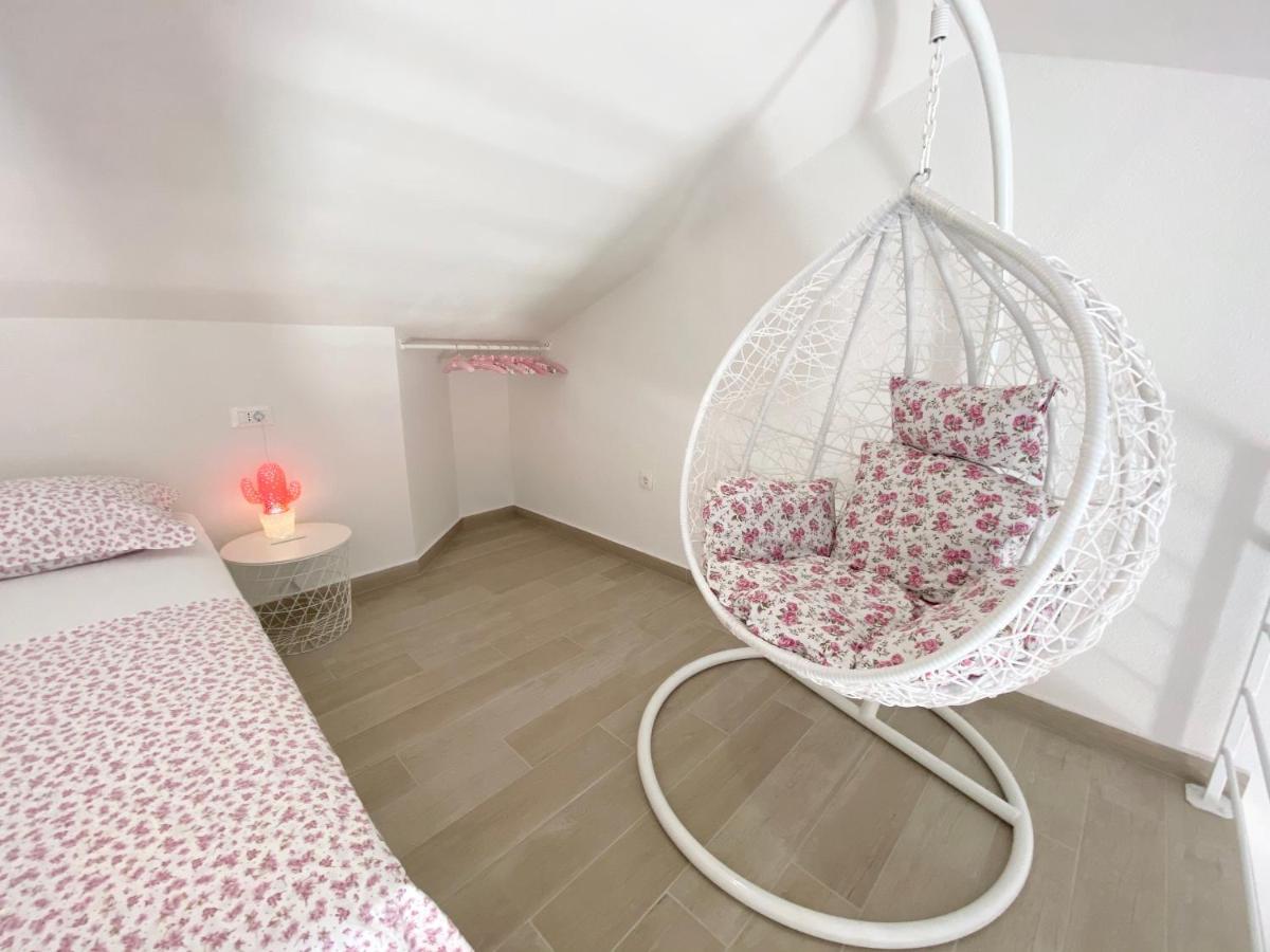Apartmani Ksenija Тучепи Экстерьер фото