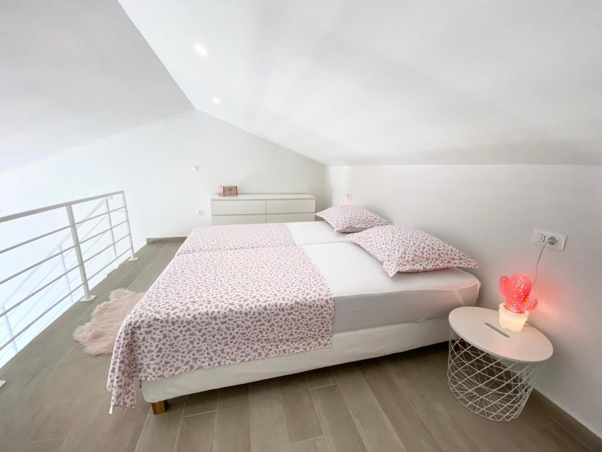 Apartmani Ksenija Тучепи Экстерьер фото
