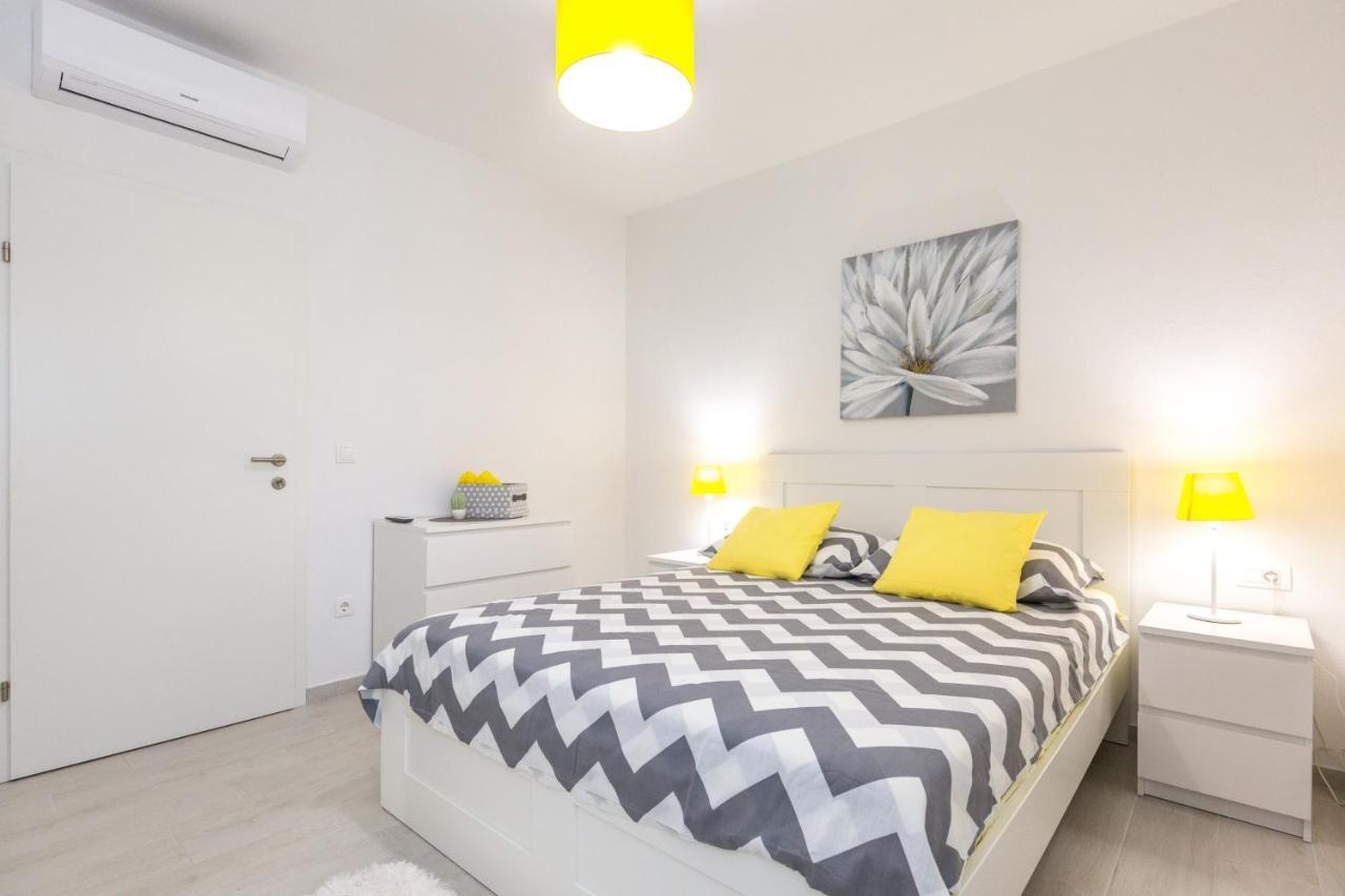 Apartmani Ksenija Тучепи Экстерьер фото